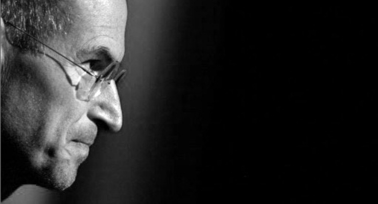 В США похоронили легендарного основателя Apple