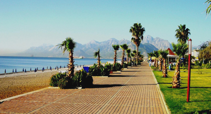 Взрыв в Анталье: Один погибший,  двое раненых