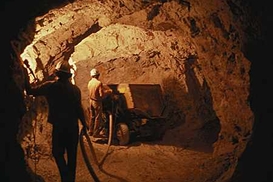 Канадцы покупают шахту в Украине