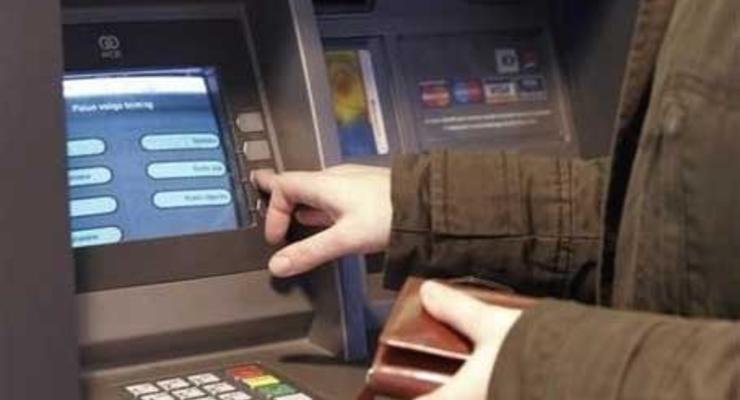 В Киеве появятся банкоматы для обмена валют