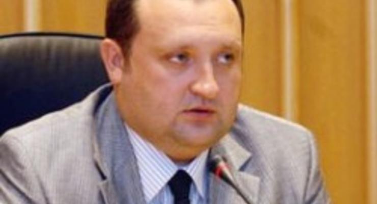 Арбузов допускает послабление правил обмена валюты