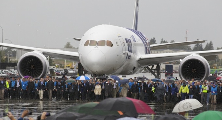 «Лайнер мечты» прилетел в Токио