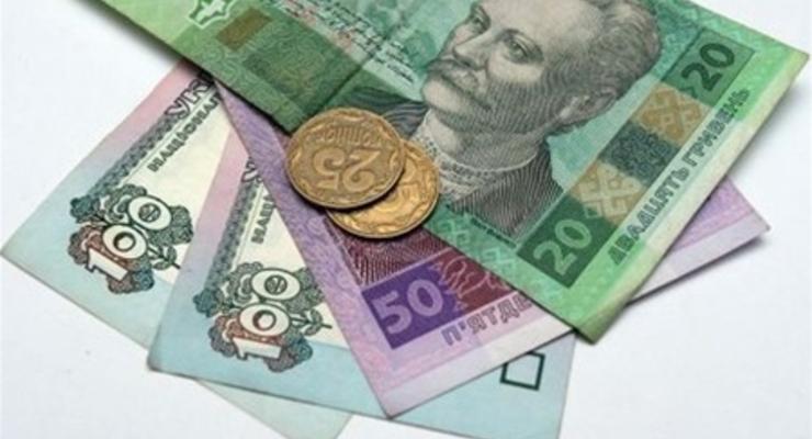В Украине средняя зарплата за август уменьшилась на 55 гривен