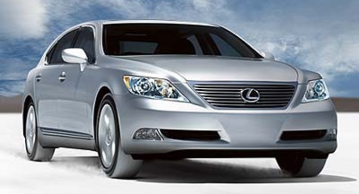 Lexus назвали «автопроизводителем десятилетия»