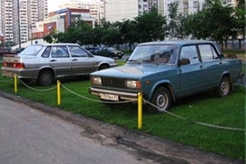 Неправильно припарковавшись, можно остаться без машины