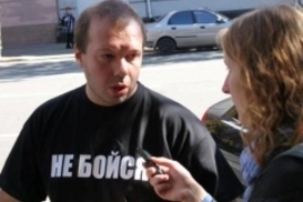 Денису Олейникову угрожали