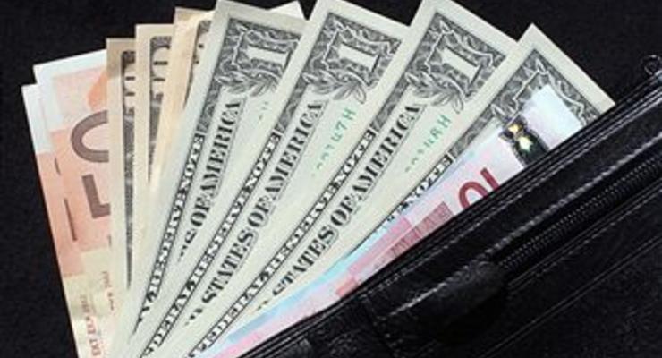 НБУ увеличил лимит продажи наличной валюты