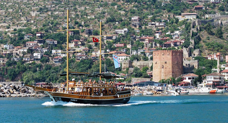 Турция озаботилась массовыми отравлениями туристов