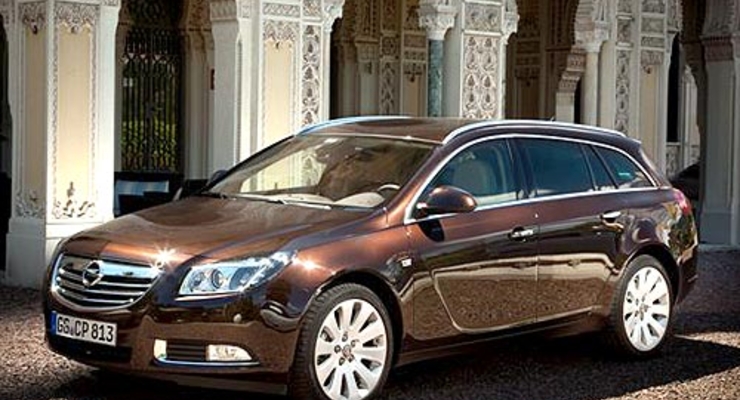 Opel научился распознавать украинские дорожные знаки