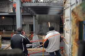 Скандальное здание возле станции метро Театральная достроят