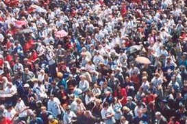 Более половины молодых украинцев готовы воевать с властью, - опрос