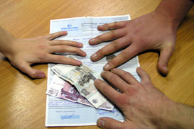 За полгода страховщики продали ОСАГО на 1,08 млрд. гривен