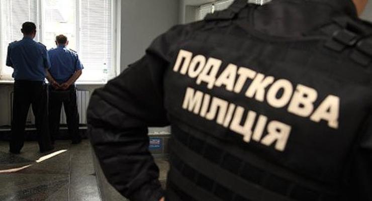 Налоговая обыскивает здание профсоюзов на Майдане