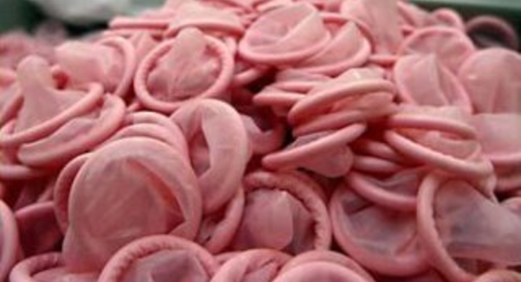 Минздрав увидел завышение цен на презервативы в 50 раз