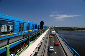 Столичный мост Метро закроют на неделю