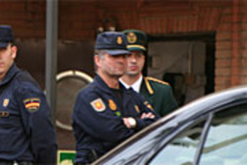 Мнимые полицейские обворовывают туристов в Испании