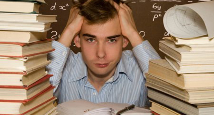 Абитуриентов снова будет много в 2012 году