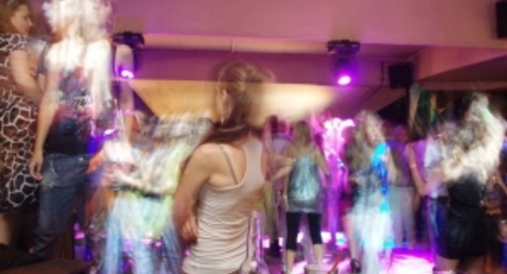 В киевском Гидропарке сносят ночные клубы