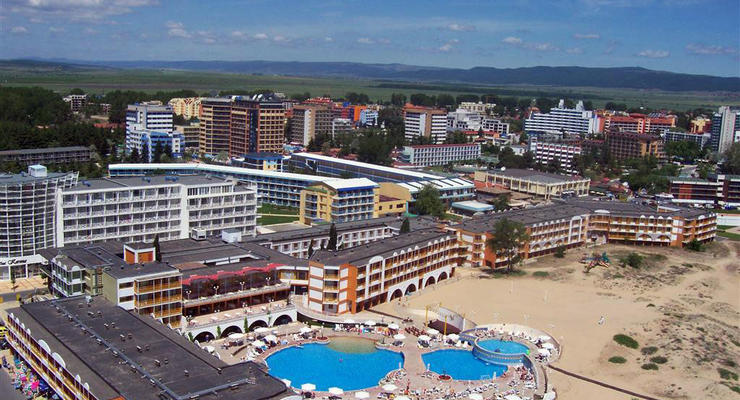 На болгарских курортах могут ввести комендантский час