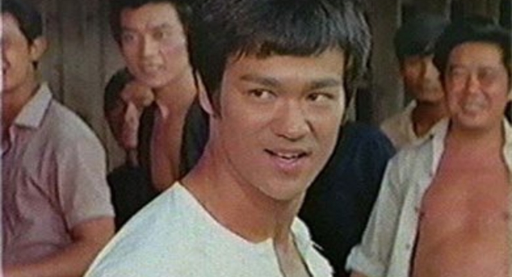 Личные вещи Брюса Ли продадут на аукционе