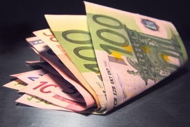 Евро на межбанке подешевел до 11,30 грн.