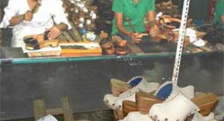 В пожаре на вьетнамской обувной фабрике погибли 17 человек