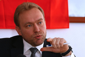 Волгу оставили за решеткой