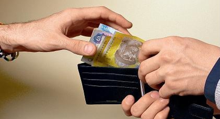 Кредиты наличными не спешат дешеветь