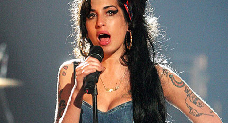 Продажи альбомов Эми Уайнхаус выросли в 37 раз после ее смерти