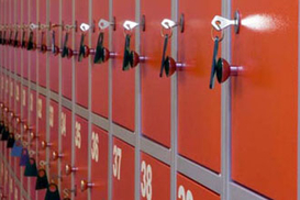 Магазины обязали обзавестись платежными терминалами и камерами хранения