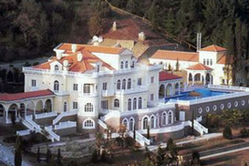Дом Януковича стоит 10 млн долларов, - эксперт