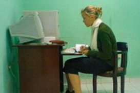 Половина украинцев работает не по специальности