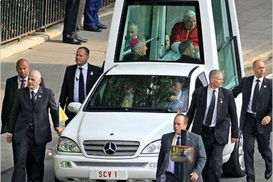 Римскому папе готовят новое авто