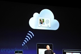 Apple представила сервис iCloud
