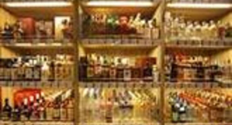 В Турции закрыли 300 магазинов с алкоголем