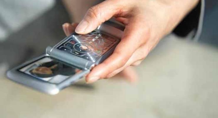 Украинцы отказываются от использования двух SIM-карт