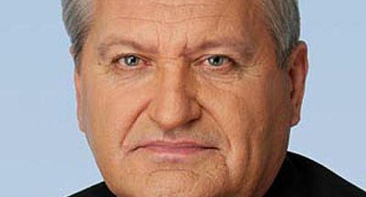 Янукович уволил вице-премьера Тихонова