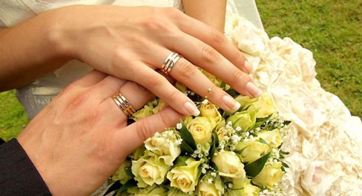 В Украине повысят минимальный брачный возраст