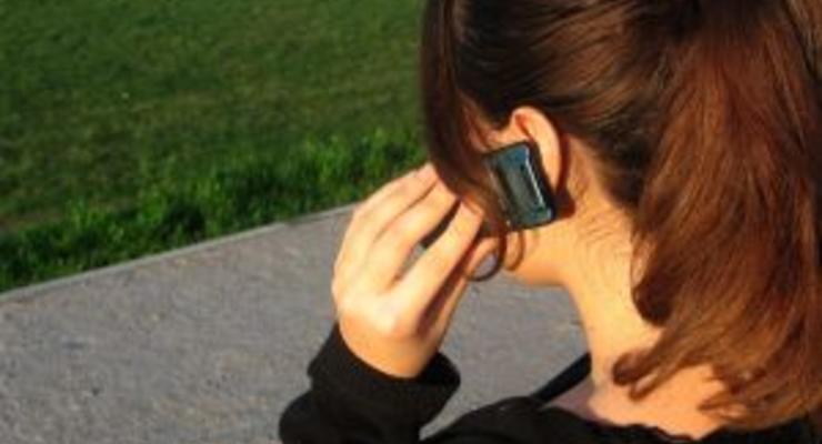 ВОЗ: Мобильные телефоны могут вызывать рак мозга