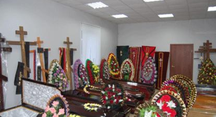 В Киеве похоронили 45 млн гривен