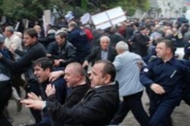 В Грузии во время разгона демонстрации погибли два человека