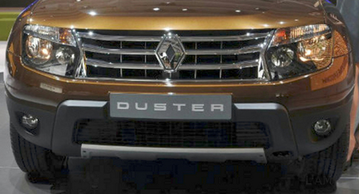 В СМИ появились снимки обновленного авто Renault Duster
