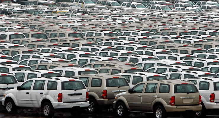 Украинцы берут кредит на первое и недорогое авто