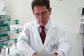 Янукович уволил министра здравоохранения