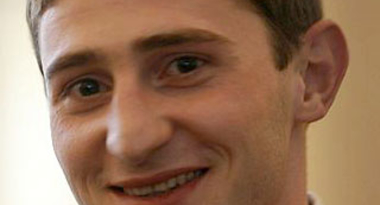 Родственники Черновецкого присматривают жилье в Испании