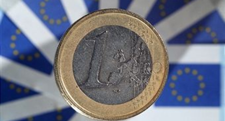 Евро падает на межбанке