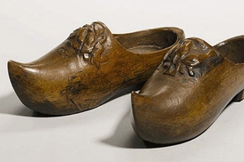 Американец приобрел пару обуви за 340 тысяч долларов