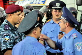 Могилев признал, что в милиции пытают людей