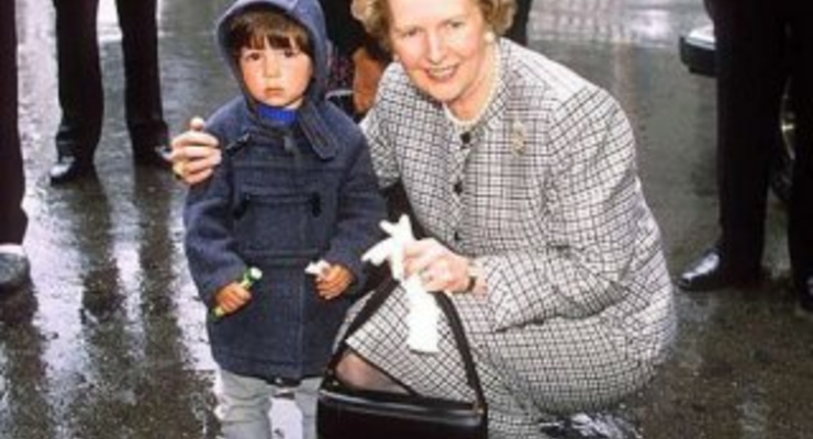 Сумку Маргарет Тэтчер продадут с аукциона