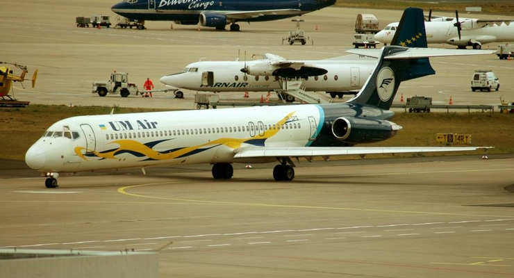 ЕС исключил украинскую авиакомпанию из черного списка